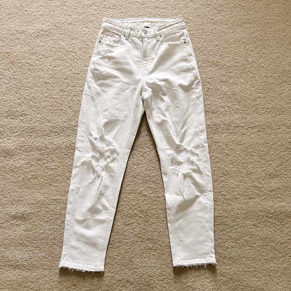 American Eagle Ripped Mom Straight Jeans